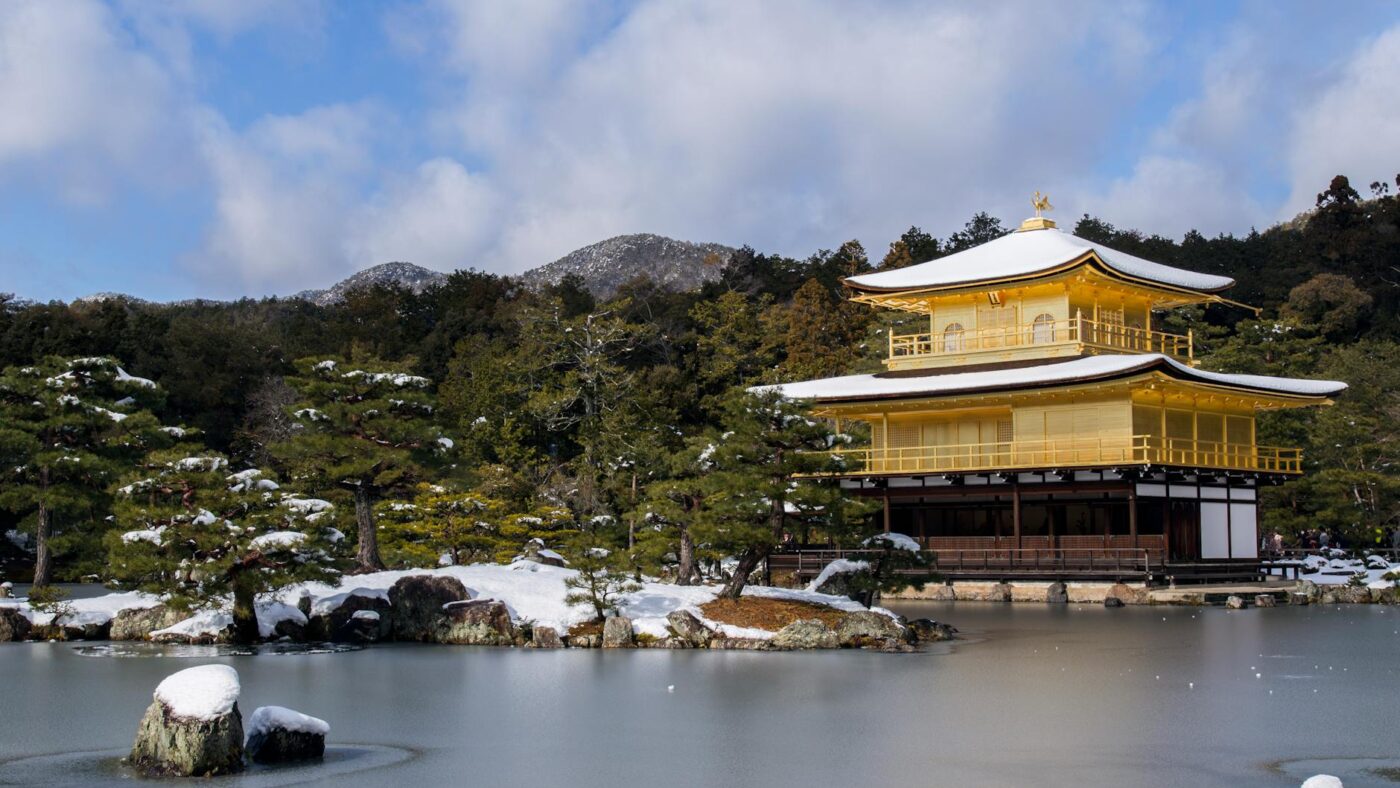Winter Japan Beyond Skiing: Illuminations, Onsen Season, and the Off-Peak Advantage